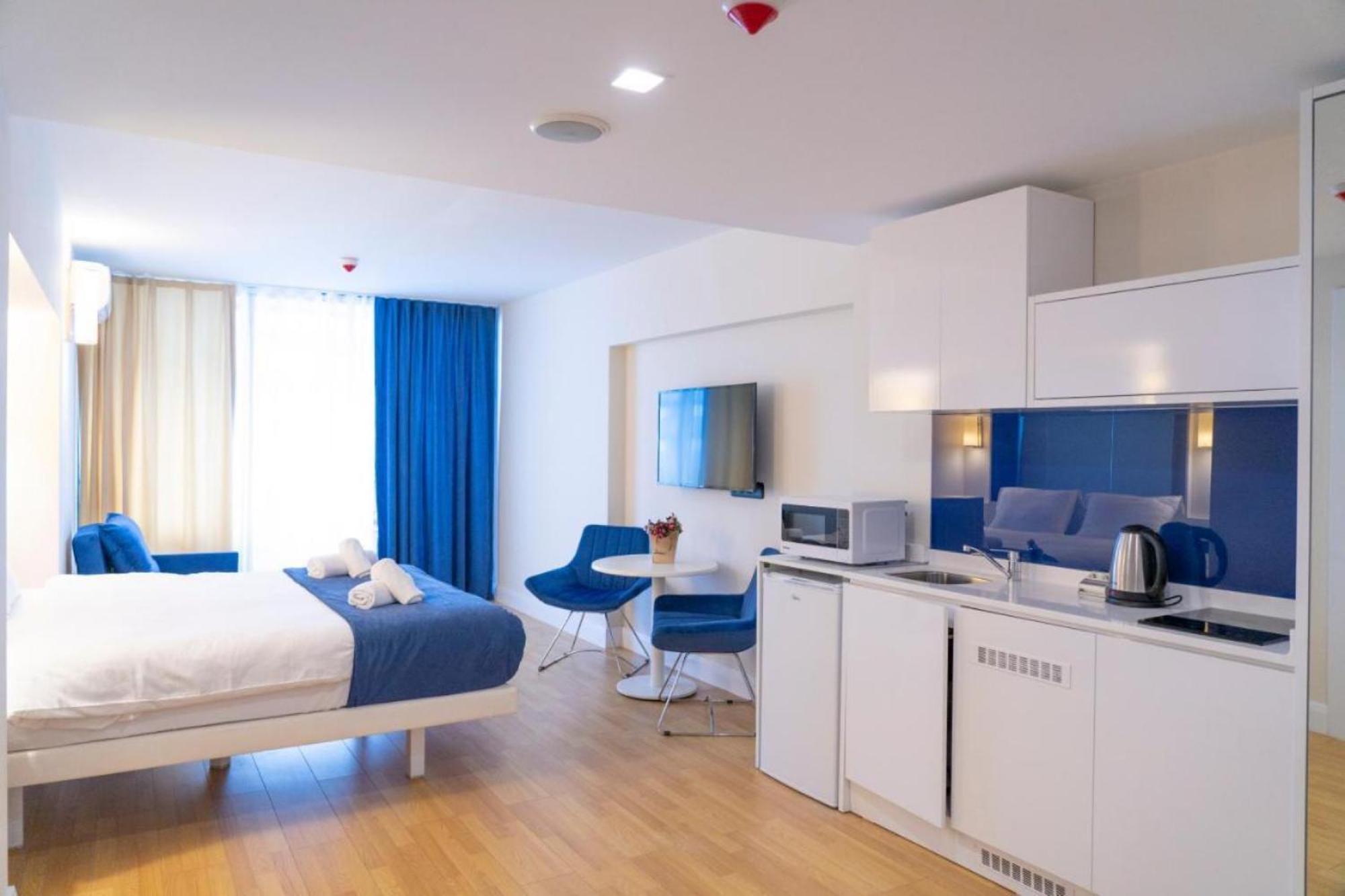 Delux Sea View Aparthotel In Orbi City Batoumi Extérieur photo